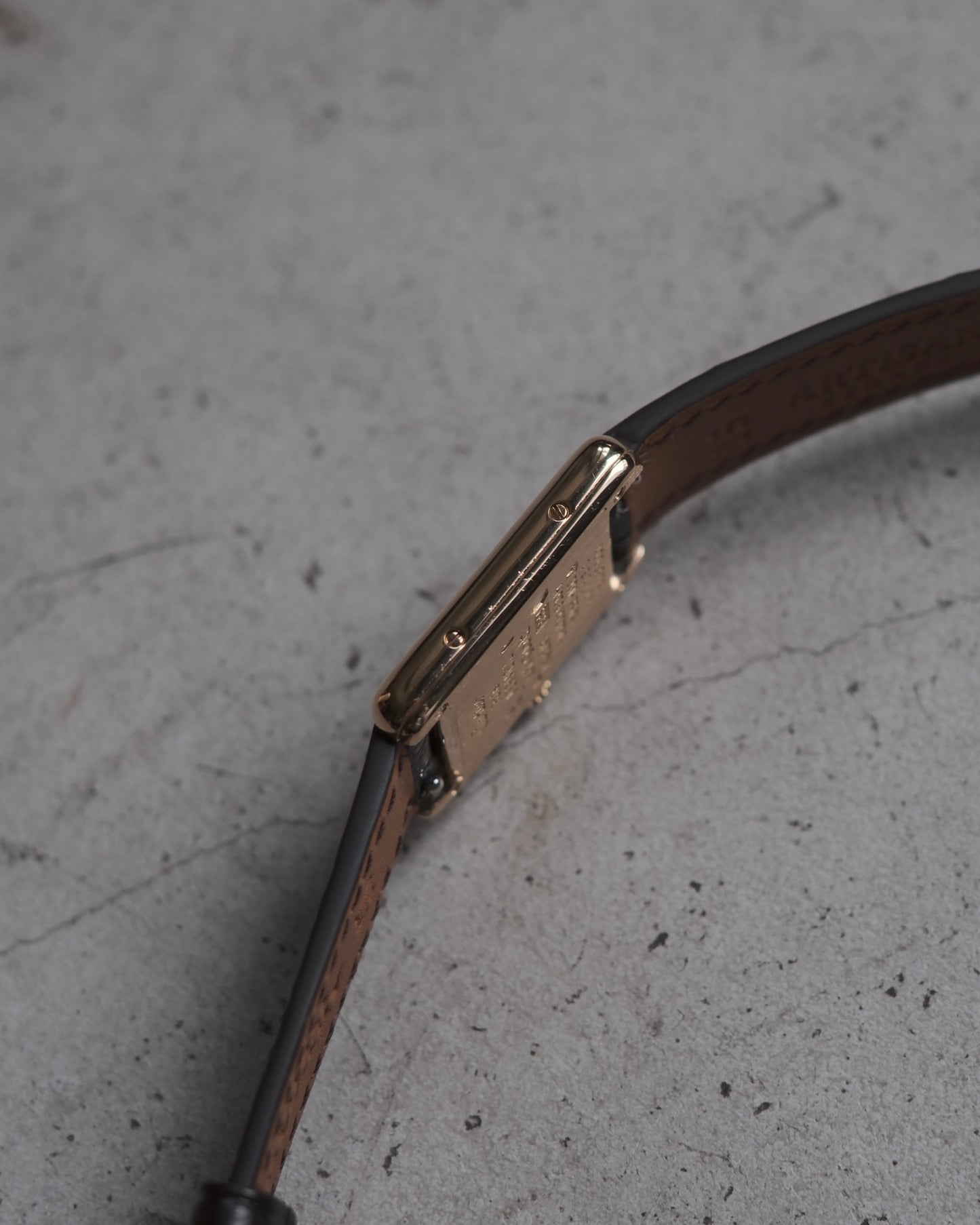 Cartier Must Tank SM (カルティエ マストタンク SM) 縦ローマン