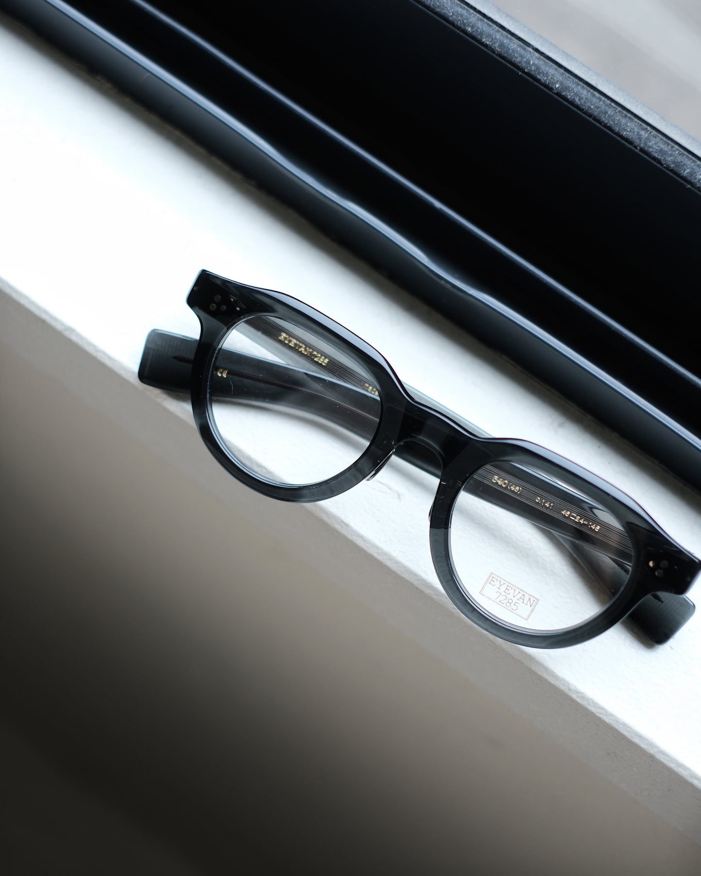 EYEVAN7285 340 46