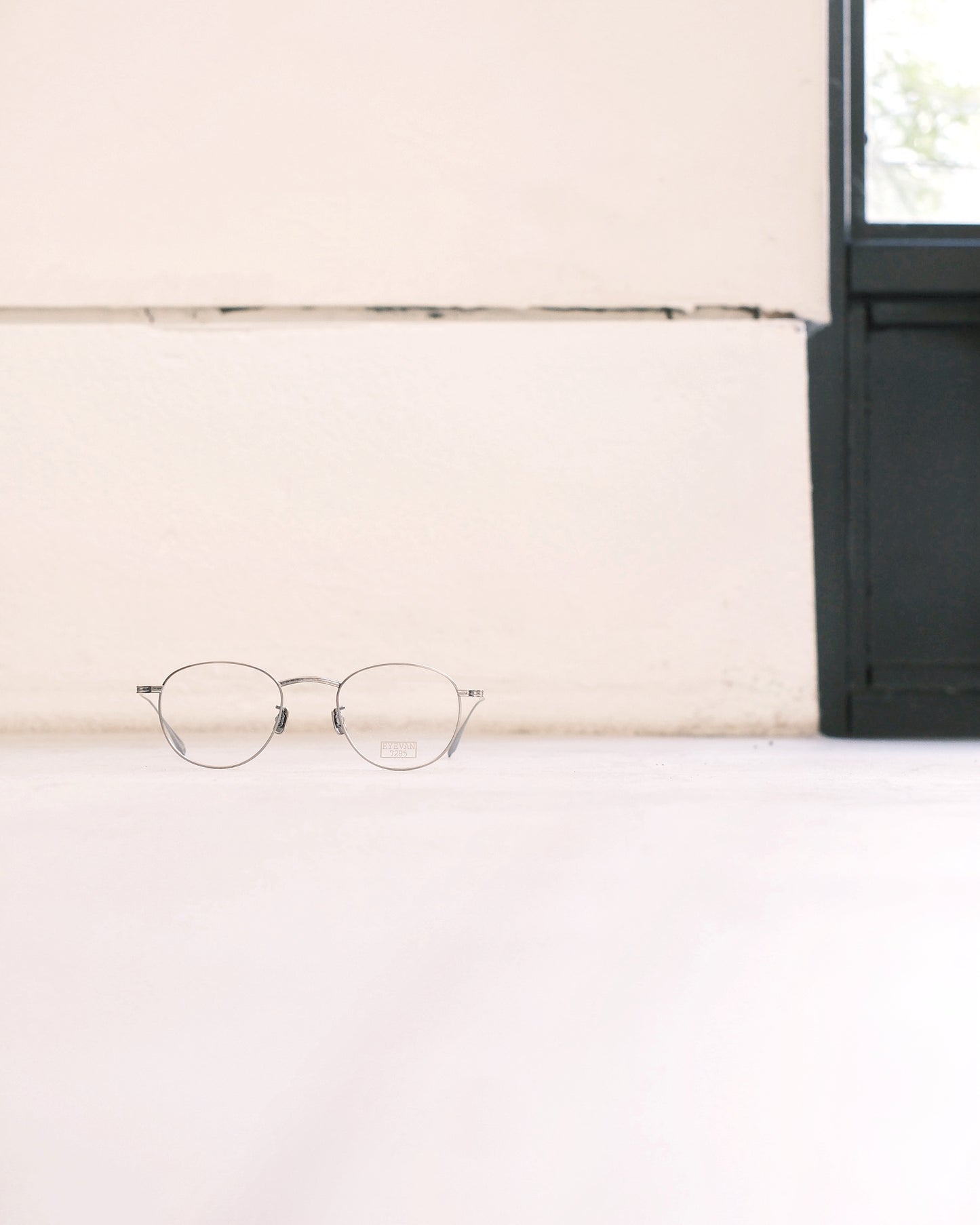 EYEVAN7285 1025
