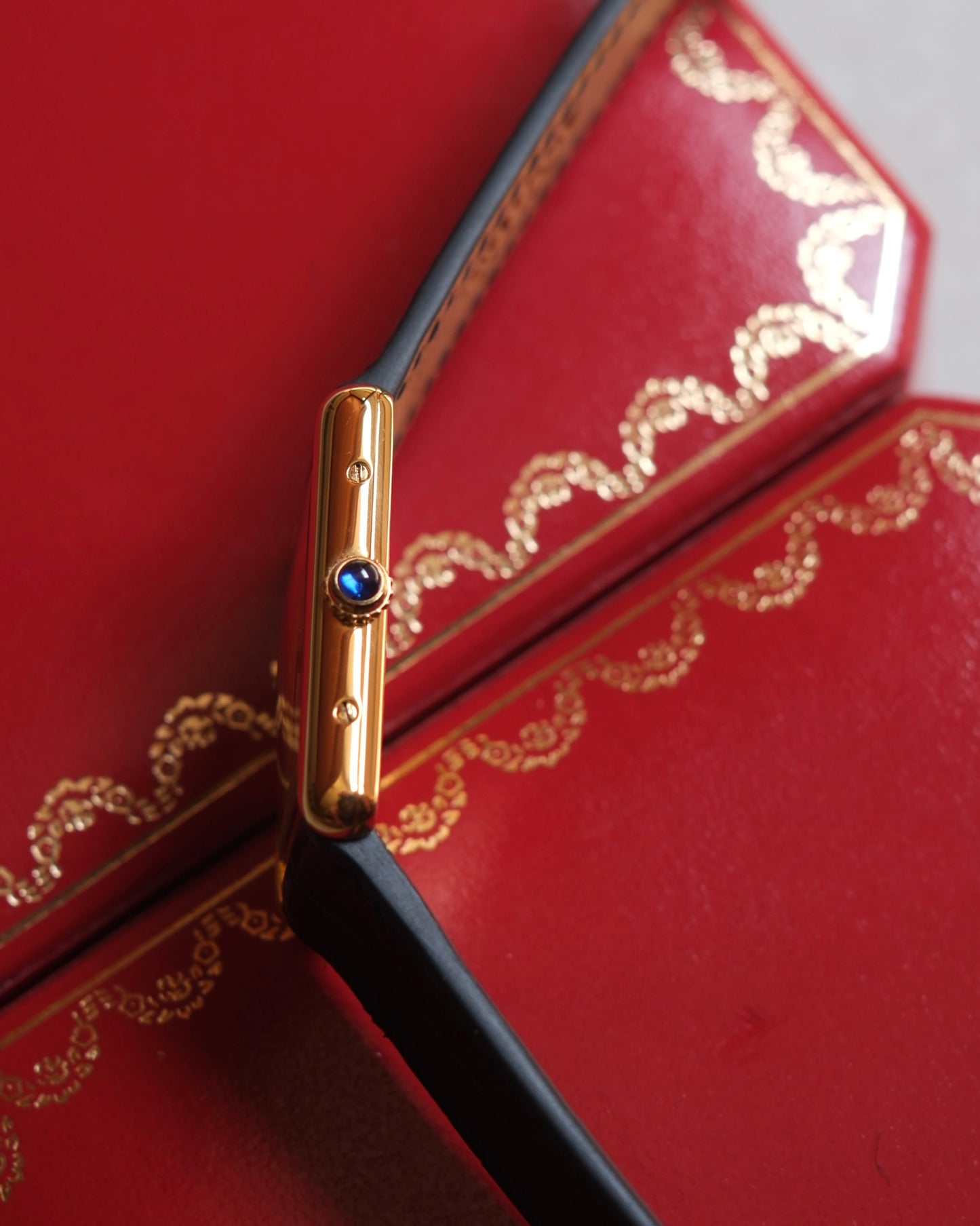 Cartier Must Tank LM (カルティエ マストタンク LM)  アイボリーローマン