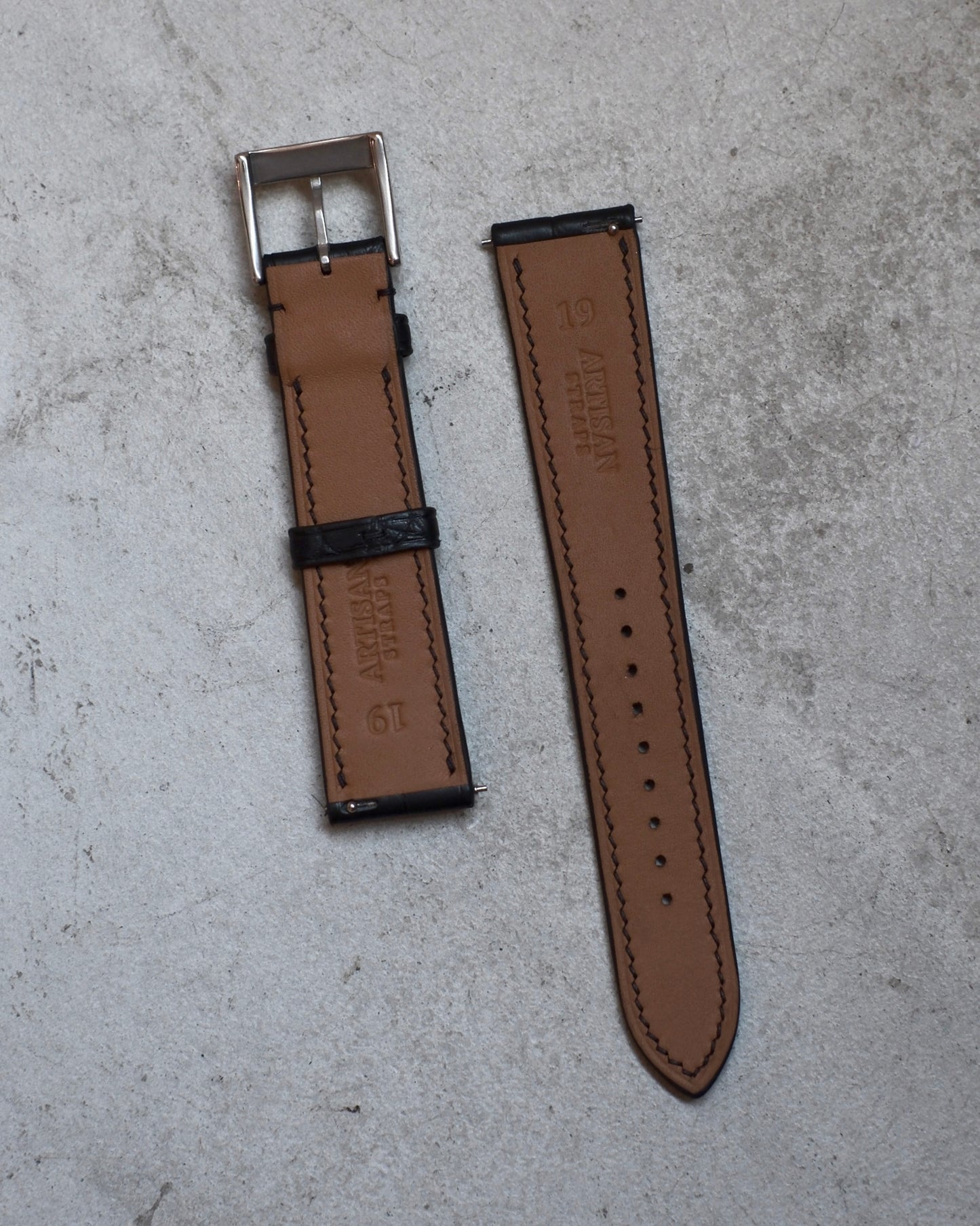 Crocodile Matte Black
