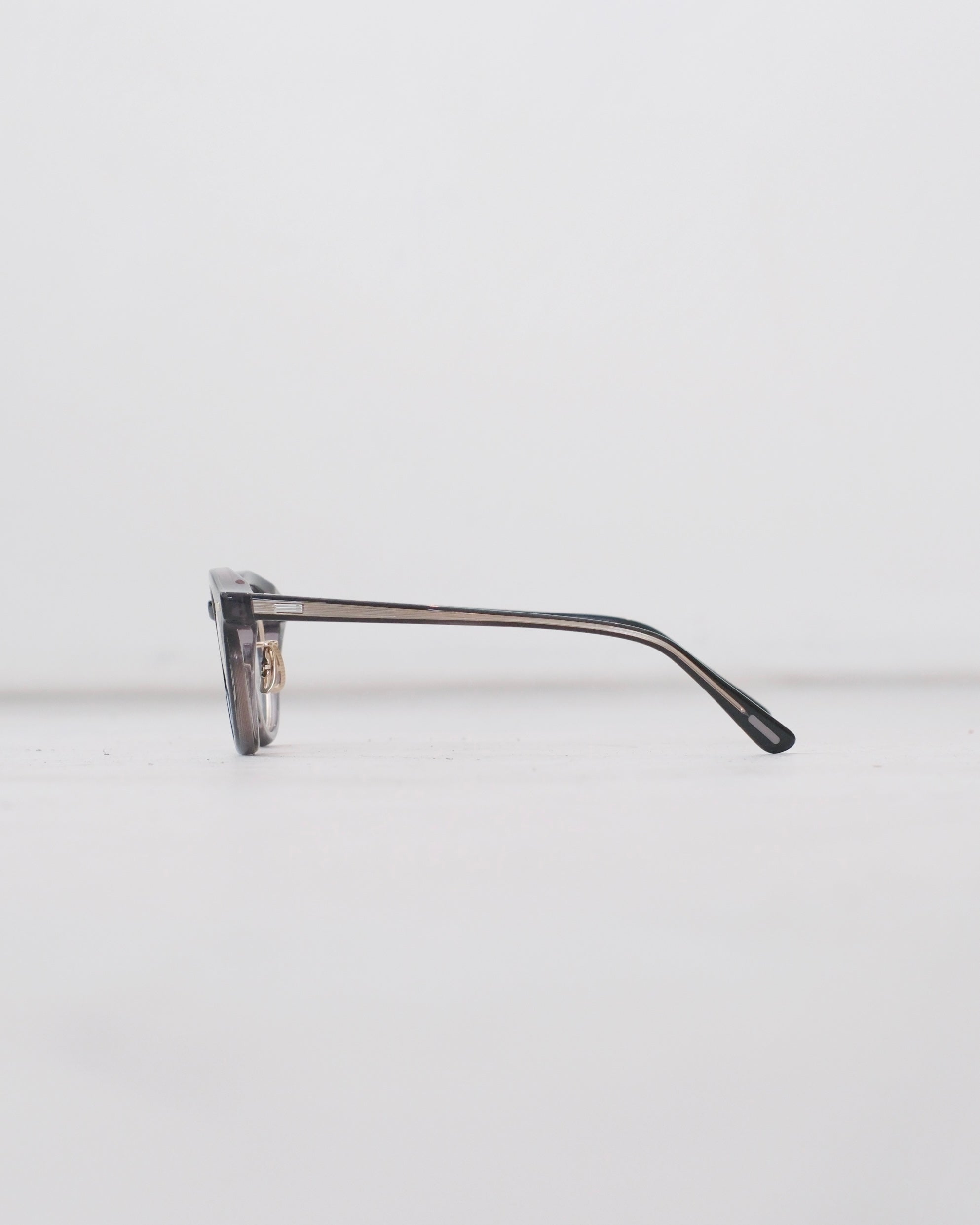 YUICHI TOYAMA:5 POISSY ポワシー – ウチムラ（とけい・メガネ・リペア