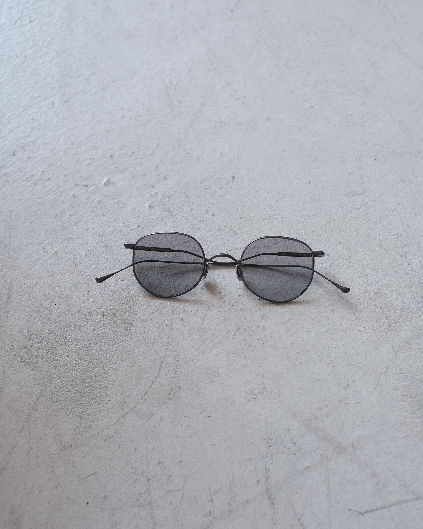 EYEVAN7285 1020 SG 822 GM MDGRY (ブラック)