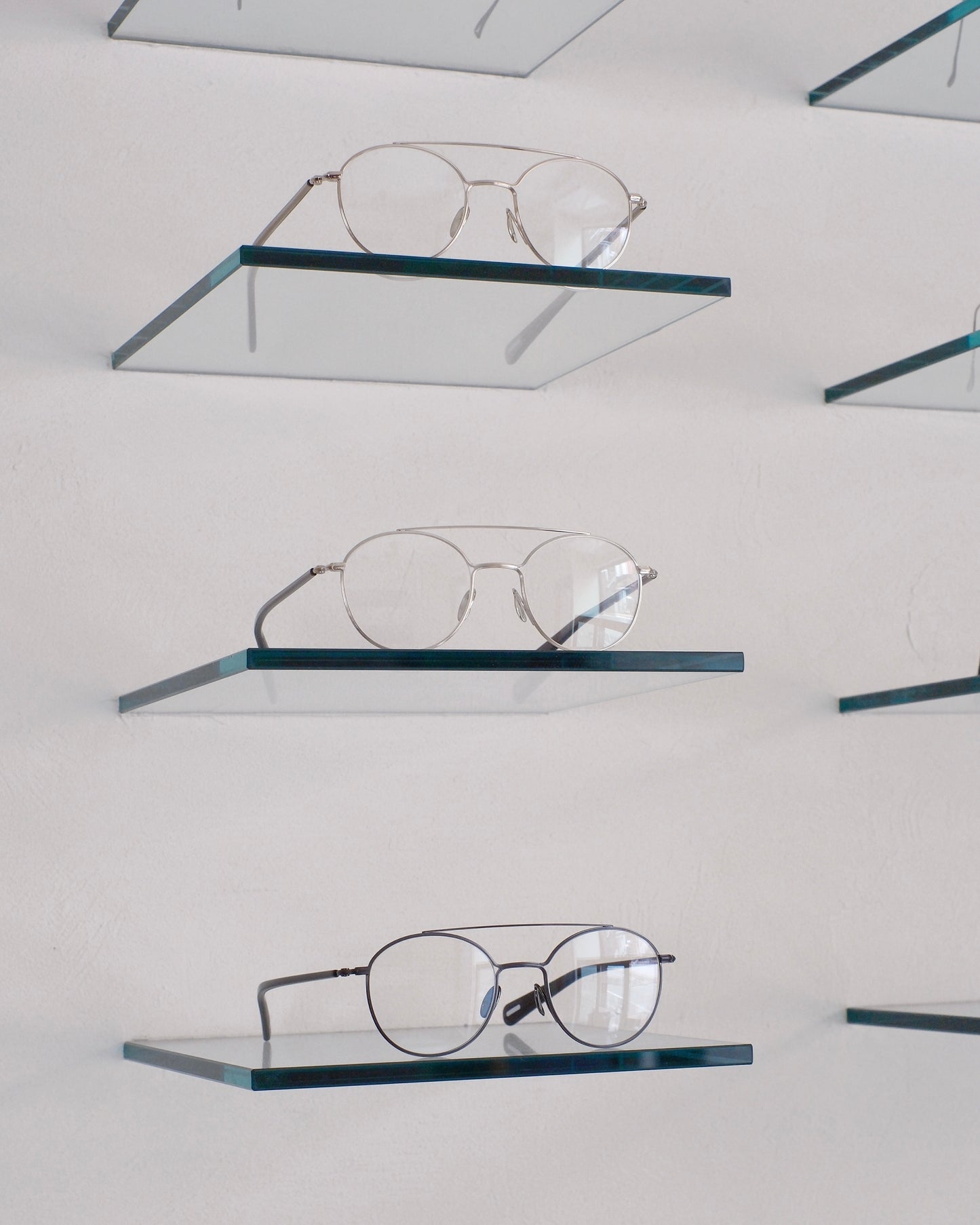 YUICHI TOYAMA. U-177 Aaron