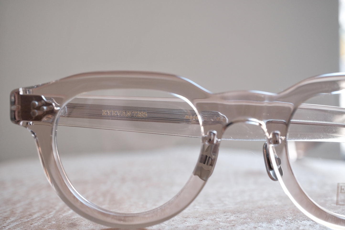 EYEVAN7285 340 43