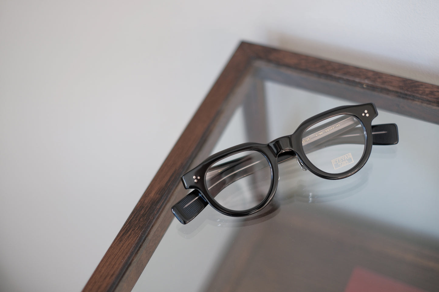 EYEVAN7285 340 43