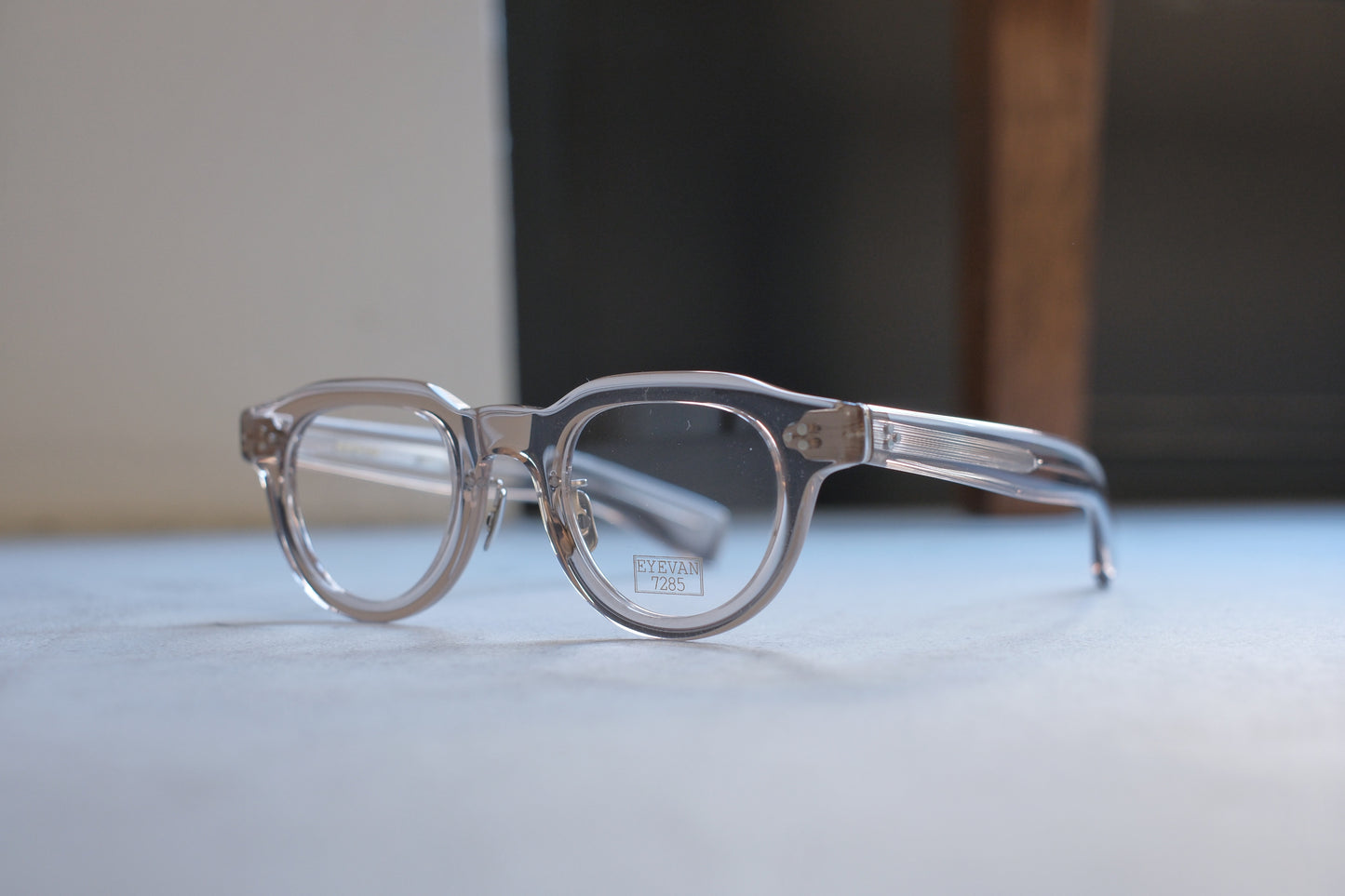 EYEVAN7285 340 43