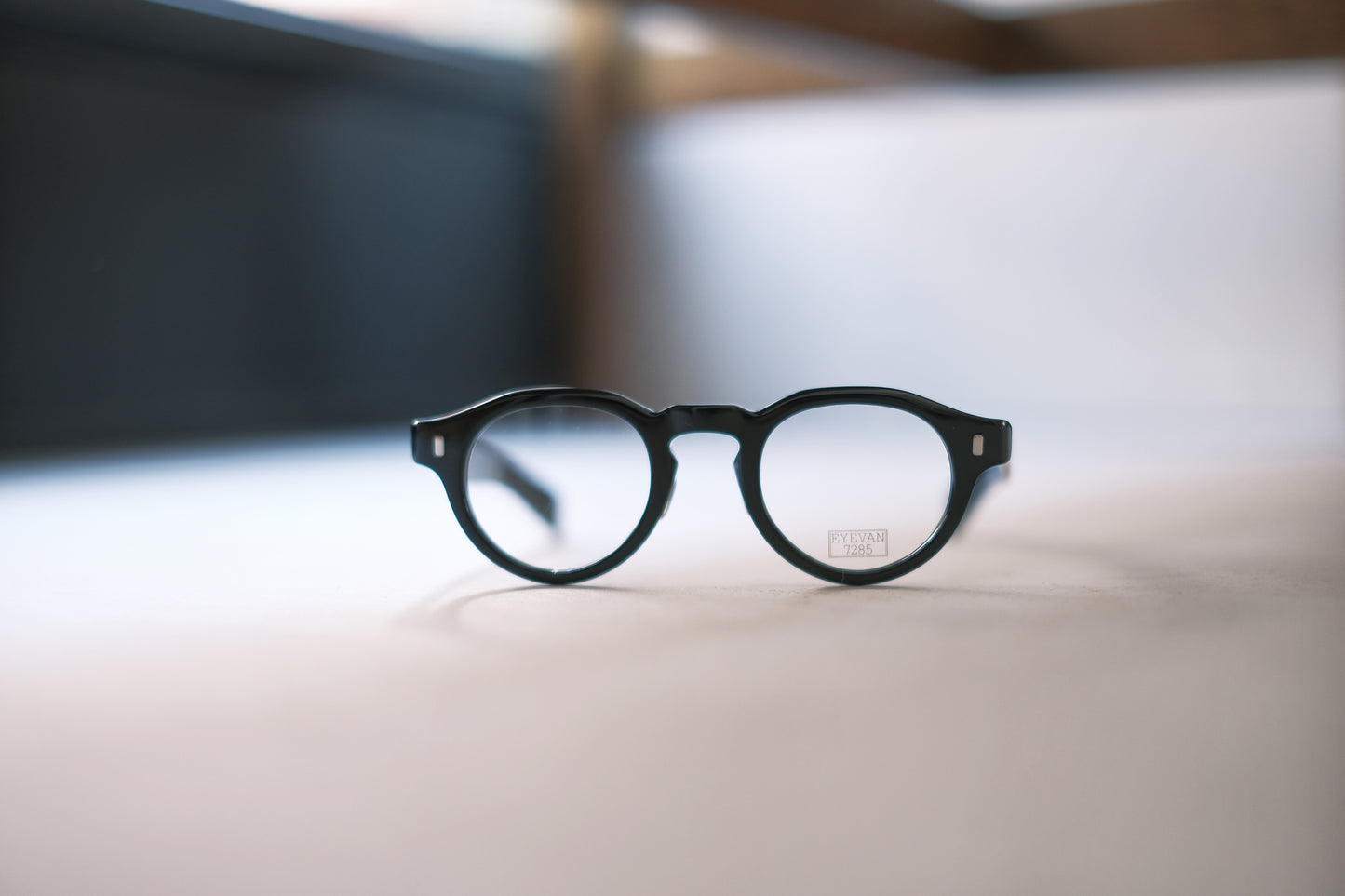 EYEVAN7285 338 45